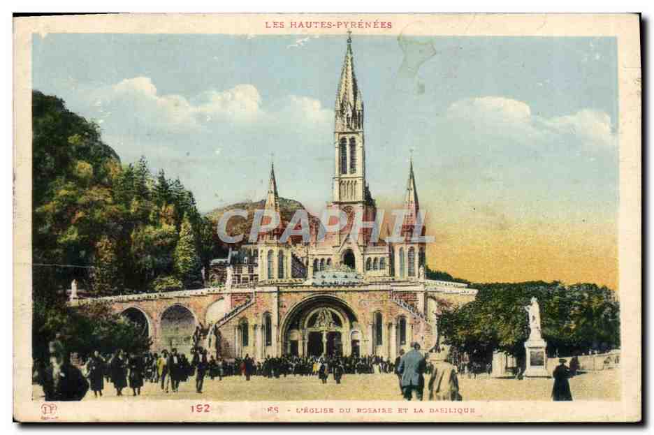 CPA Lourdes l'eglise du rosaire et la basilique 