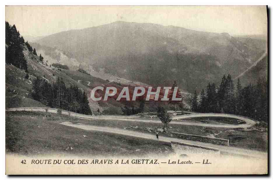 Route du col des Aravis à la Giettaz — Les Lacets — LL