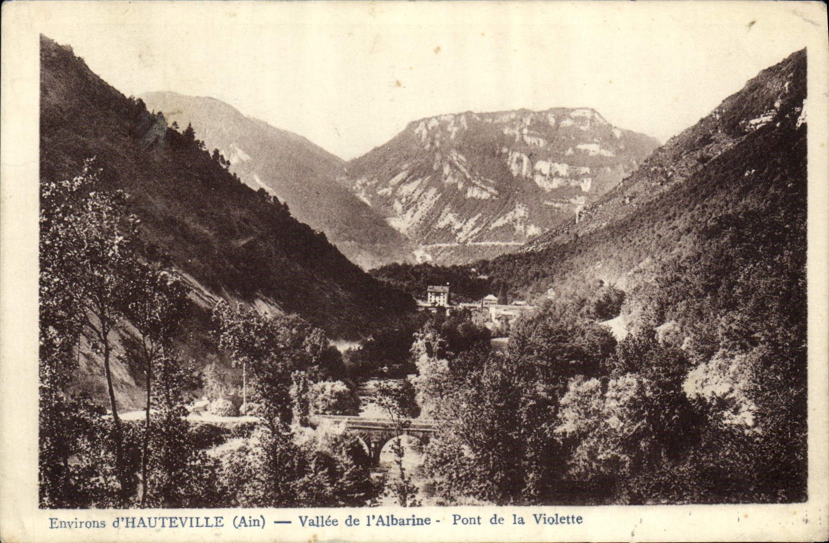 Environs d'HAUTEVILLE (Ain) — Vallée de l'Albarine - Pont de la Violette
