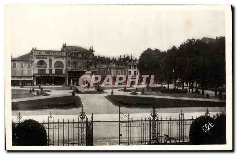 Square and Garden of the Republic — Tarbes — Publisher: Larouche Frères