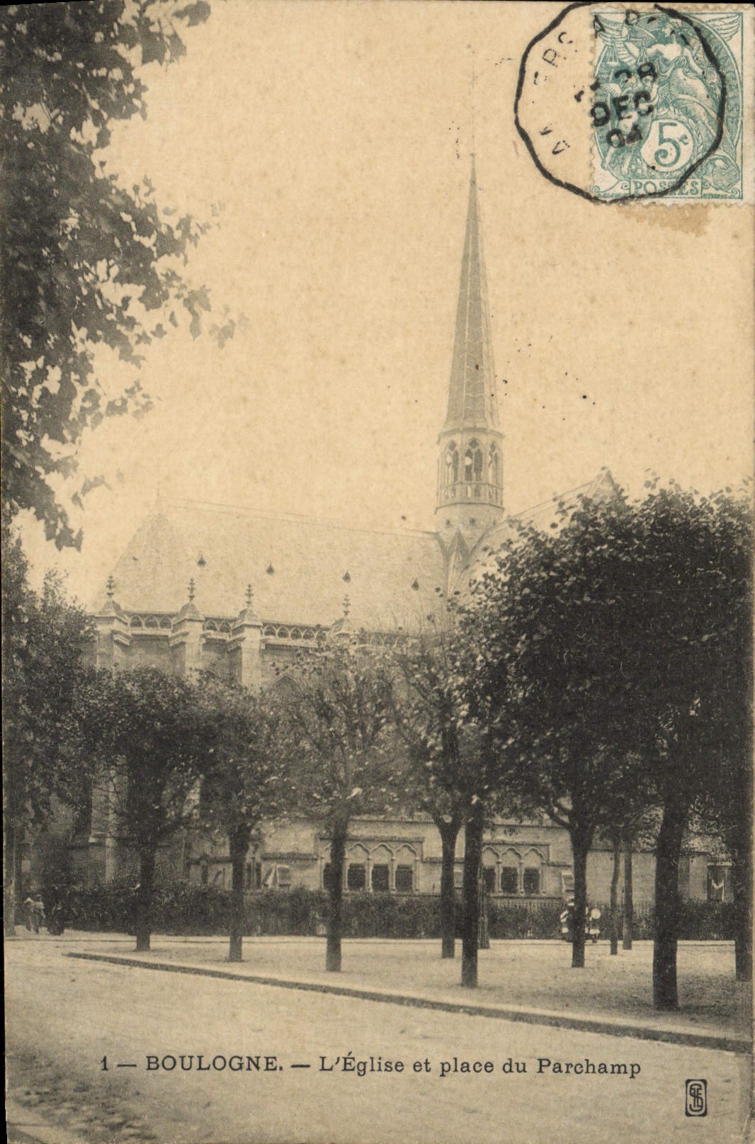 Boulogne — L'Église et place du Parchamp — Éditeur S. n°1