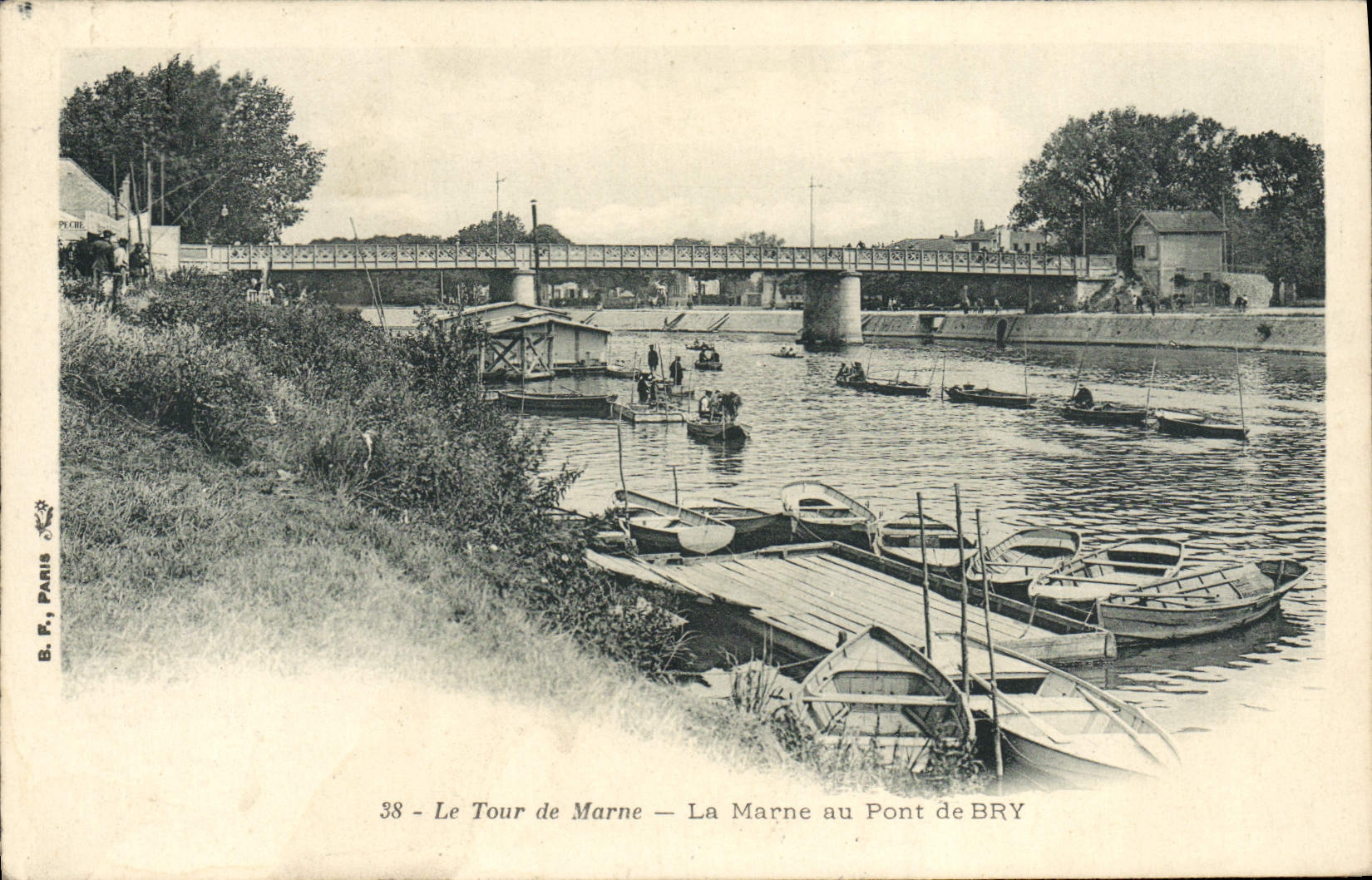 CPA Le Tour de Marne La Marne au Pont de Bry Bateaux 