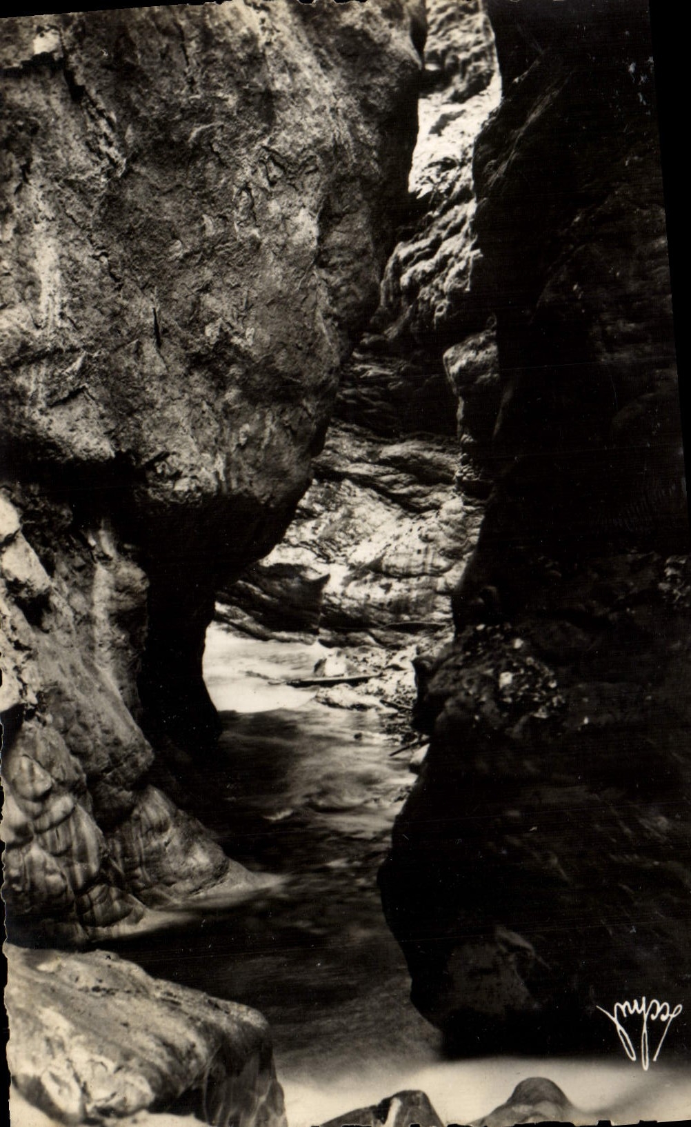 Gorges du Goulet — Environ de Faverges (Haute-Savoie) — Photo de G. Puysségur
