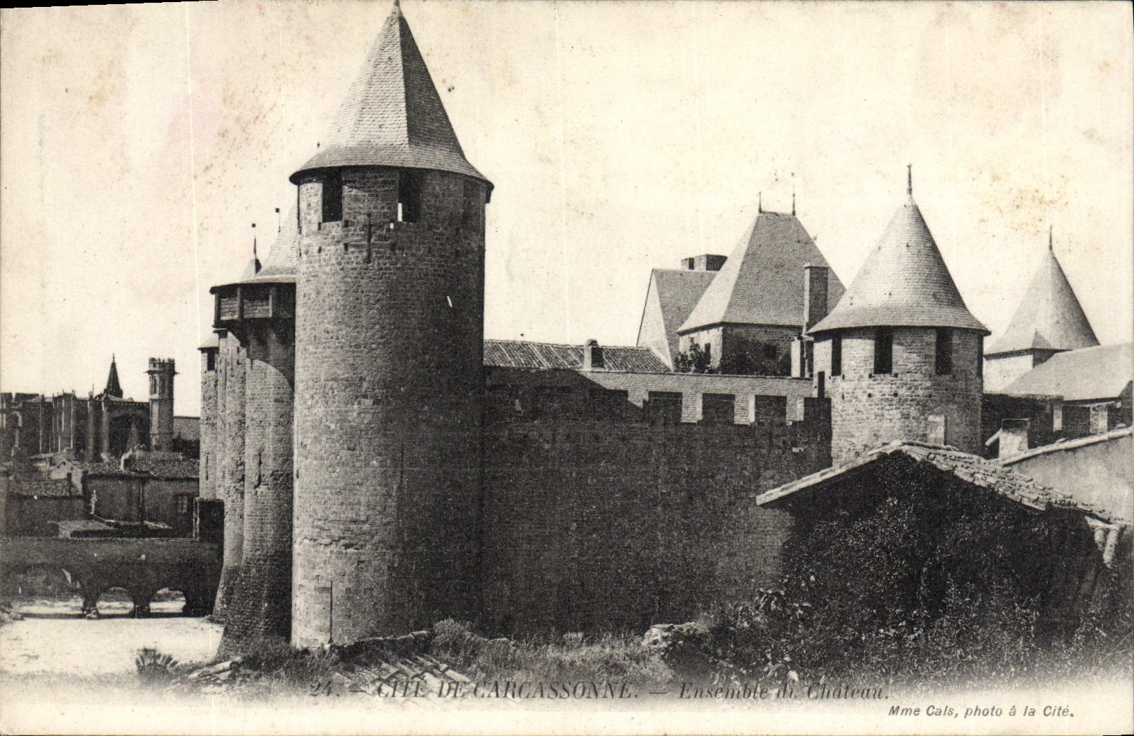 CPA Cite de Carcassonne Ensemble de Chateau