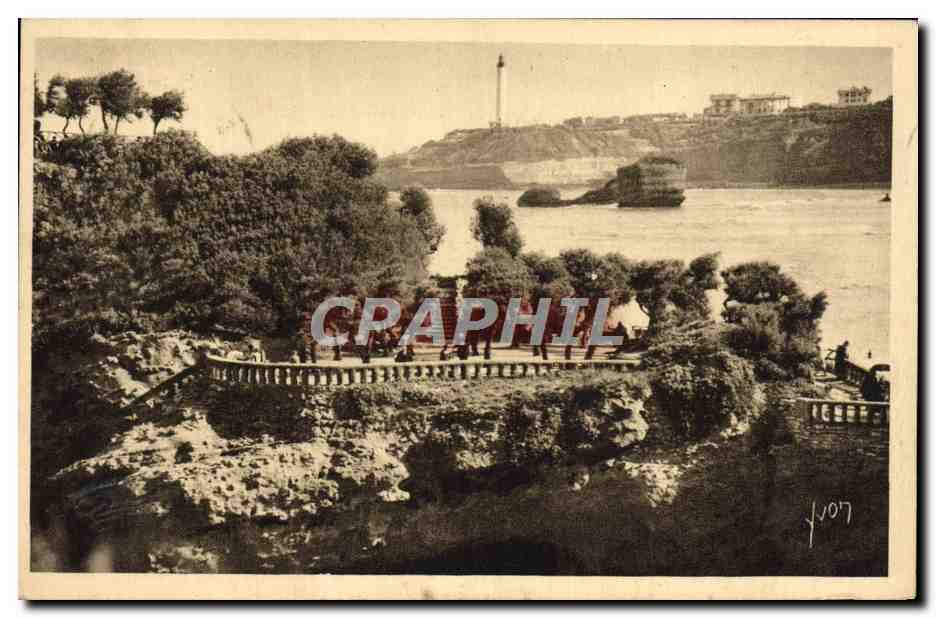 CPA Biarritz Le Rocher de Basta et le Cap Saint Martin
