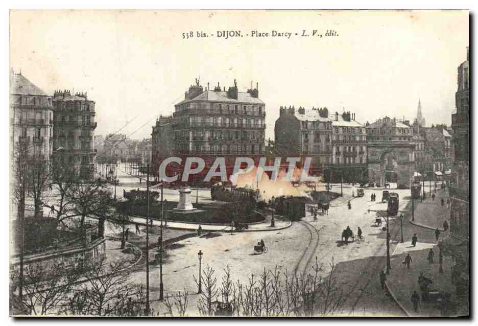 CPA Dijon Place Darcy train a vapeur 