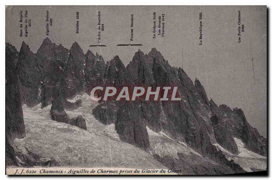 CPA Chamonix aiguilles de Charmoz prises du Glacier du Geant
