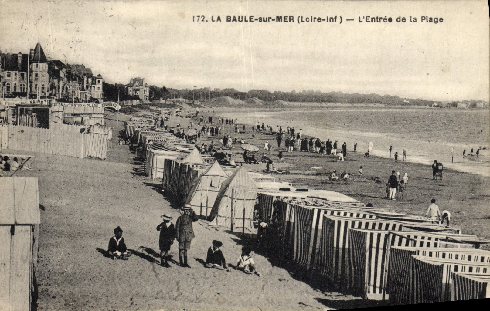 CPA La Baule sur Mer L'Entree de la Plage 