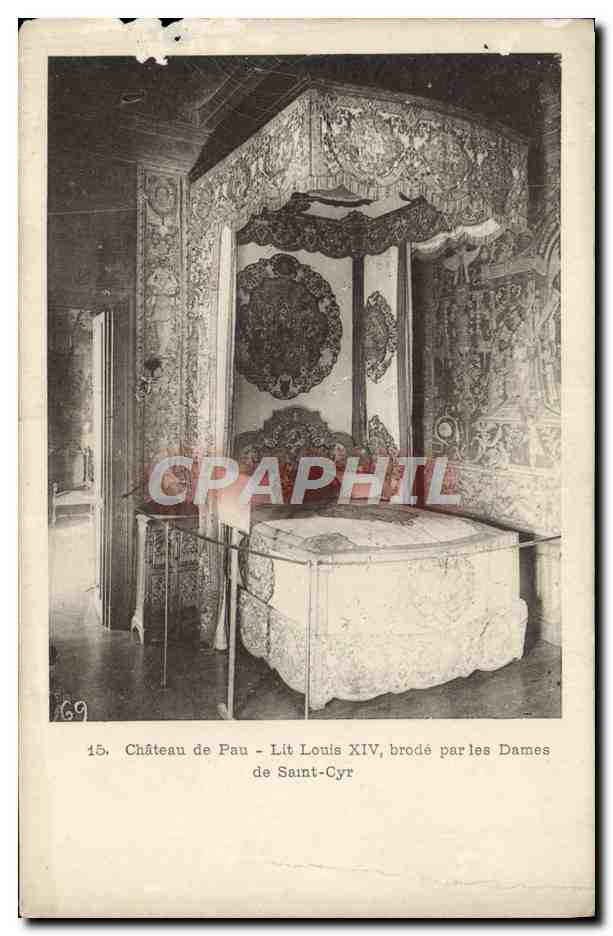 CPA Chateau de Pau Lit Louis XIV brode par les Dames de Saint Cyr