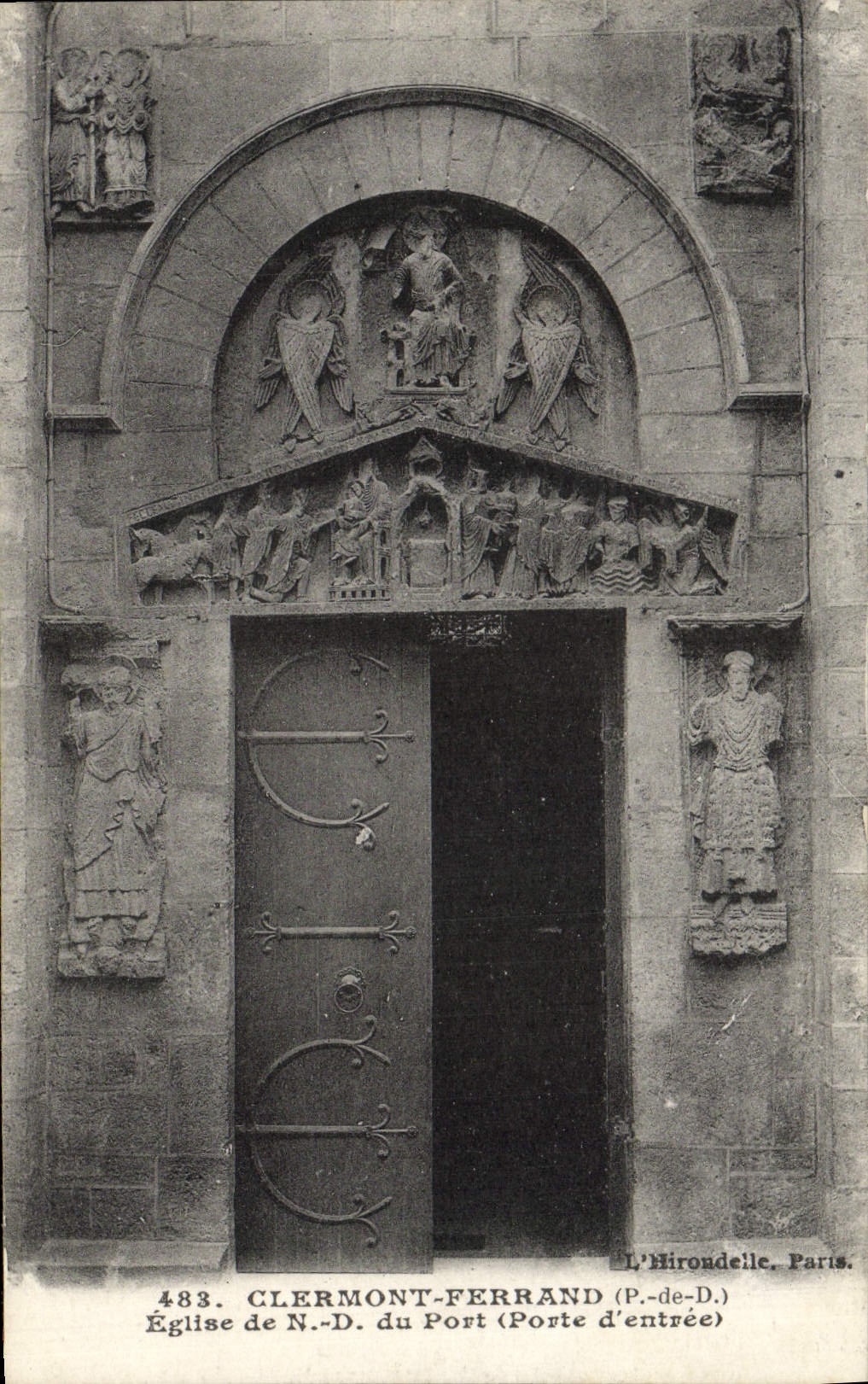 Clermont-Ferrand — Église de N.-D. du Port (Porte d'entrée) — L'Hirondelle, Paris, n°483