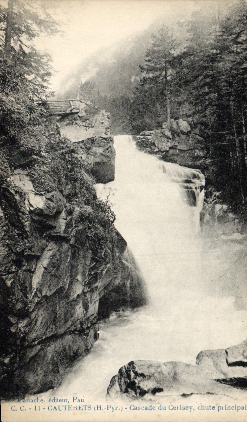 CPA Cauterets Cascade du Cerisey chute principale