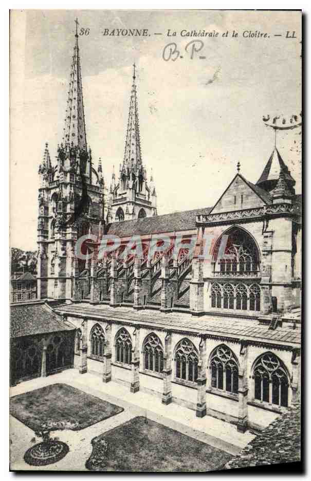 CPA Bayonne La Cathedrale et le Cloitre