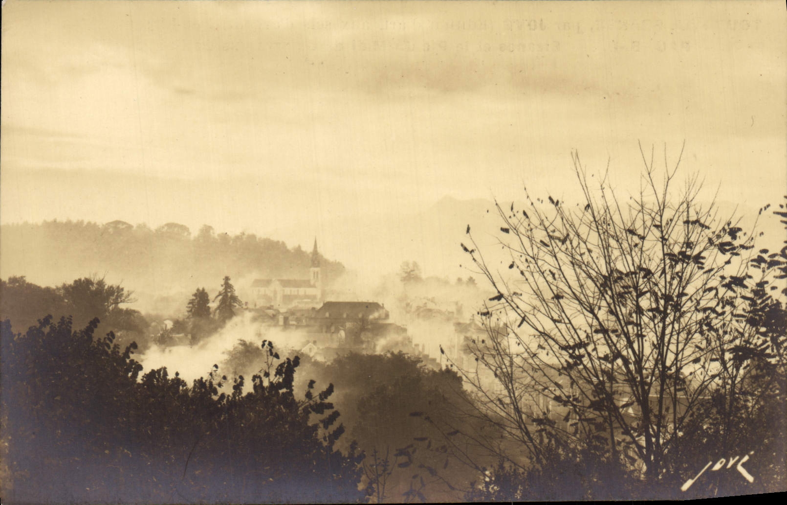 Biganos et le Pic du Midi de Bigorre vus du Palais d'Hiver — Jové, Pau-Limoges, France