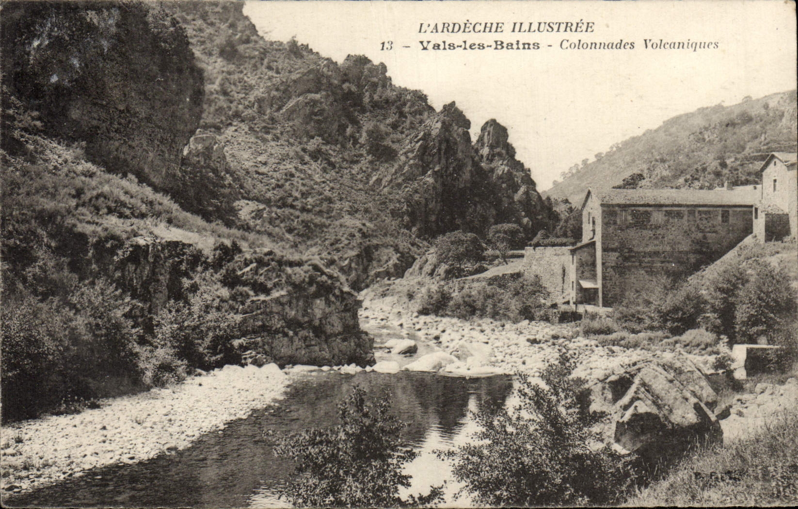 CPA L'Ardeche Illustree Vals les Bains Colonnades Volcaniques