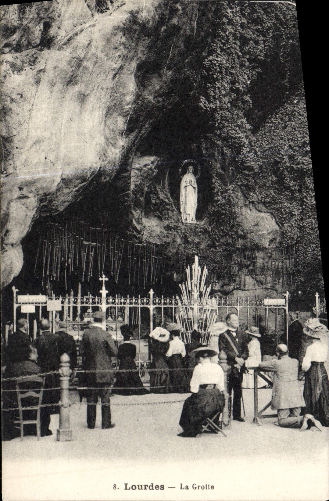 CPA Lourdes La Grotte