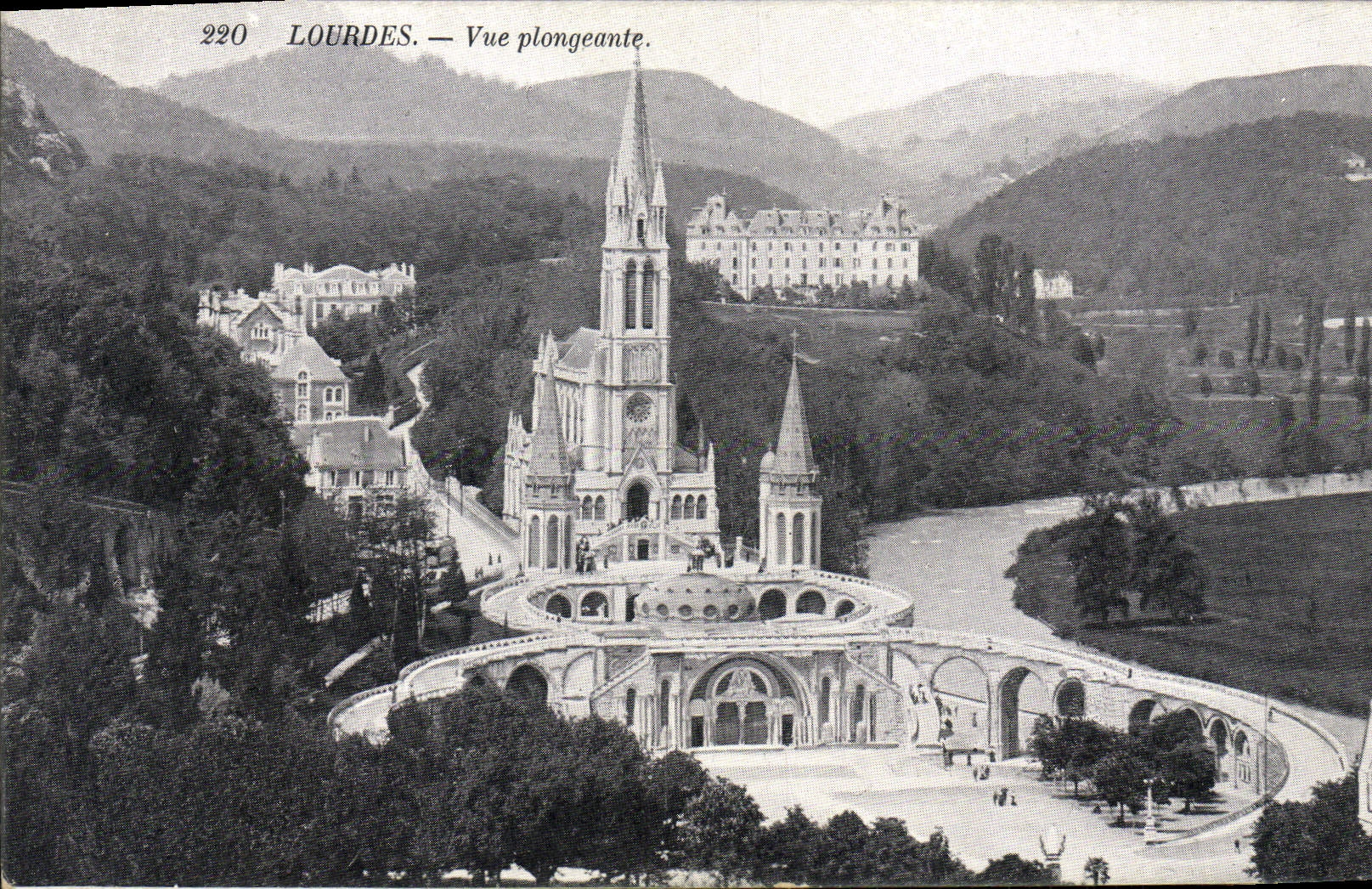 CPA Lourdes Vue Plongeante