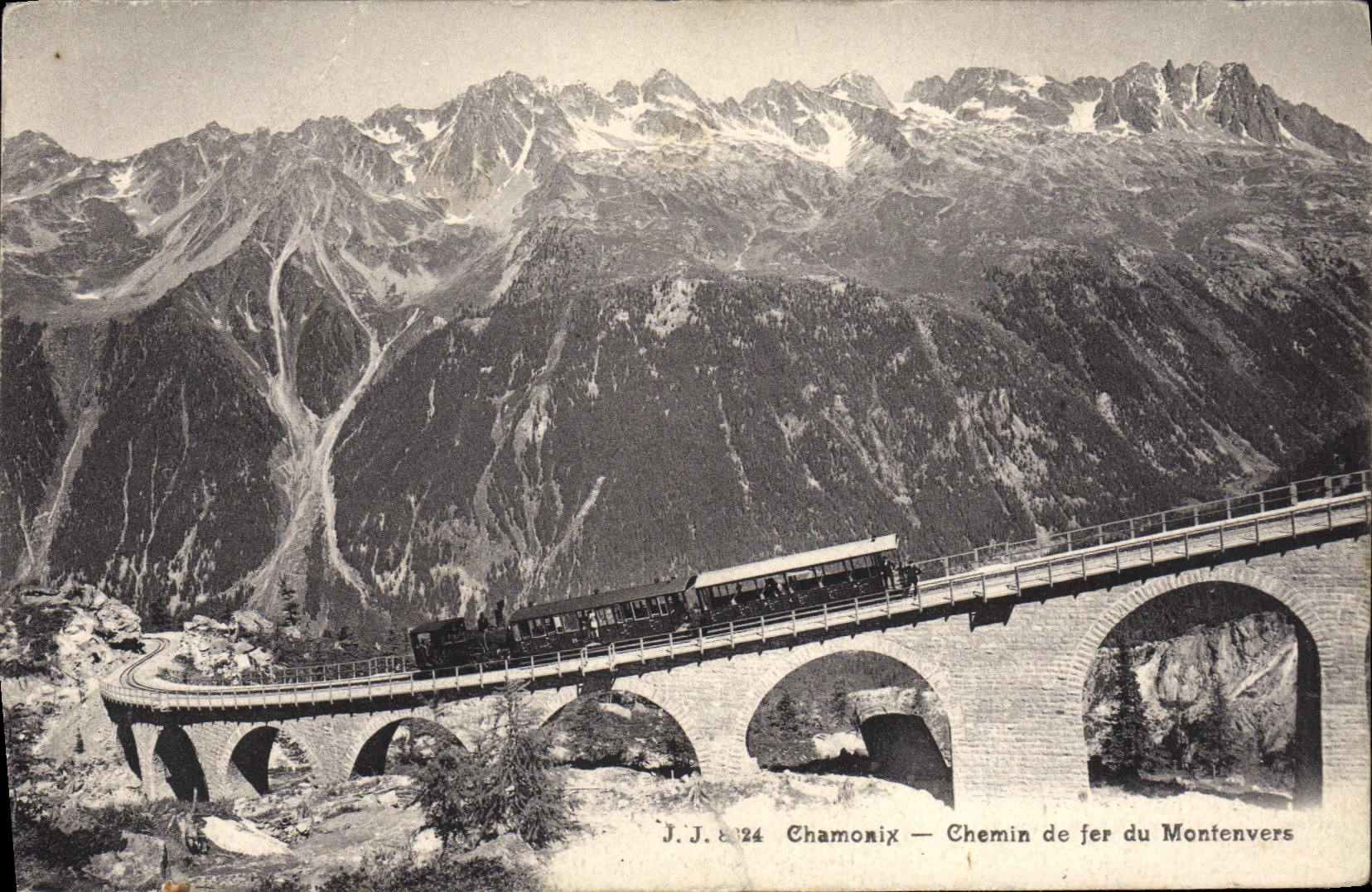 CPA Chamonix Chemin de fer du Monfenvers Train