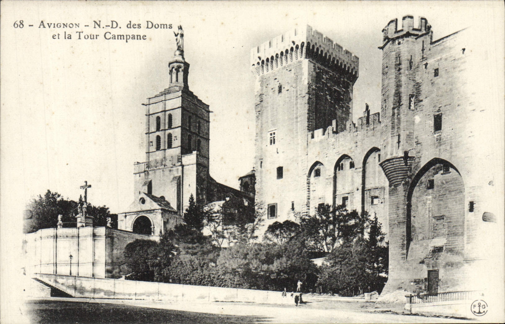 Avignon - N.-D. des Doms et la Tour Campane — éditeur F.G. n°68