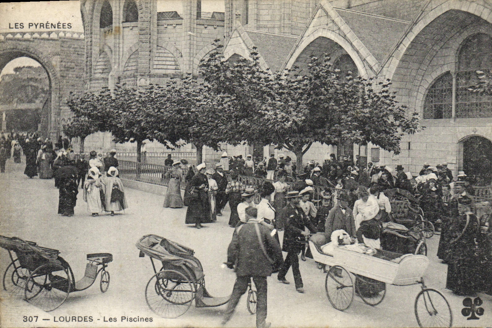 CPA Lourdes Les Piscines