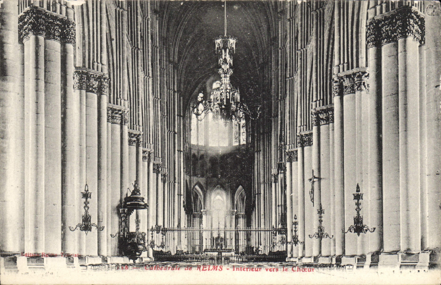 Cathédrale de REIMS — Intérieur vers le Chœur