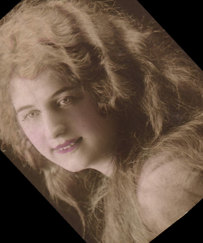 CPA Fantaisie Femme