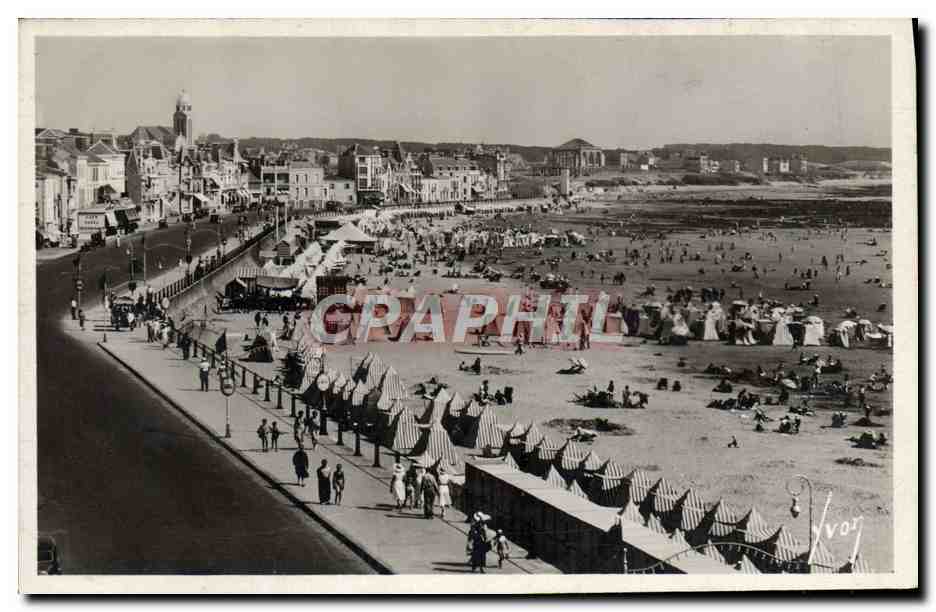 Les Sables-d'Olonne — La plage — Éditeur : Ivoy