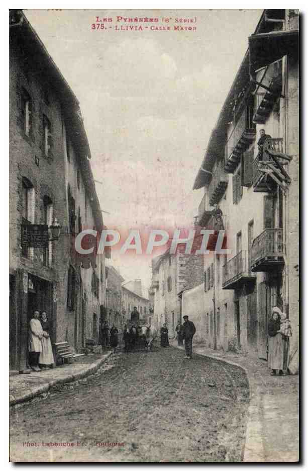 CPA Les Pyrenees Llivia Calle Mayor Attelage Boeufs