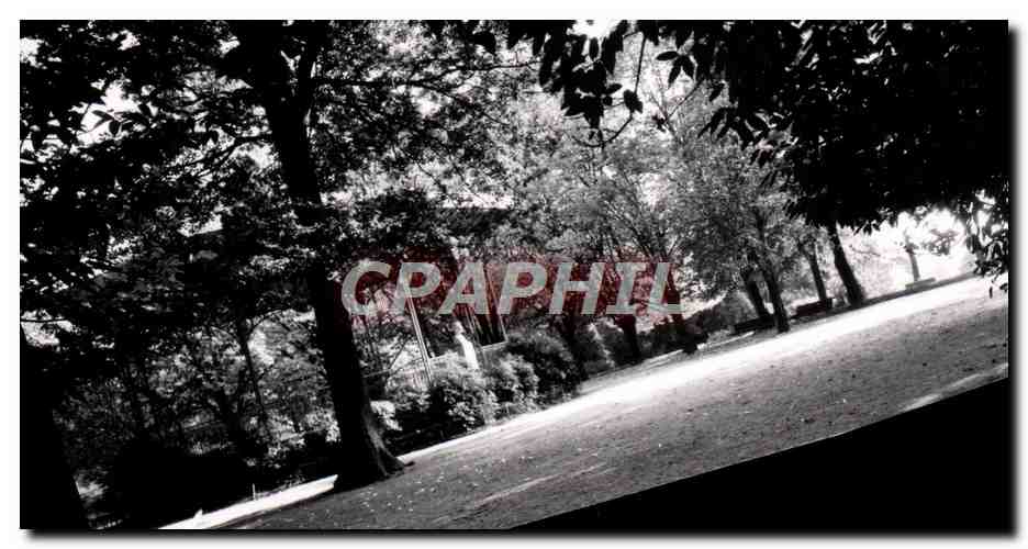 CPM Pau Parc Beaumont Allee Brunel et kiosque a musique