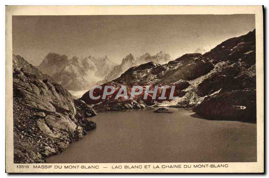 CPA Chamonix Mont Blanc Lac Blanc et la chaine du Mont Blanc 