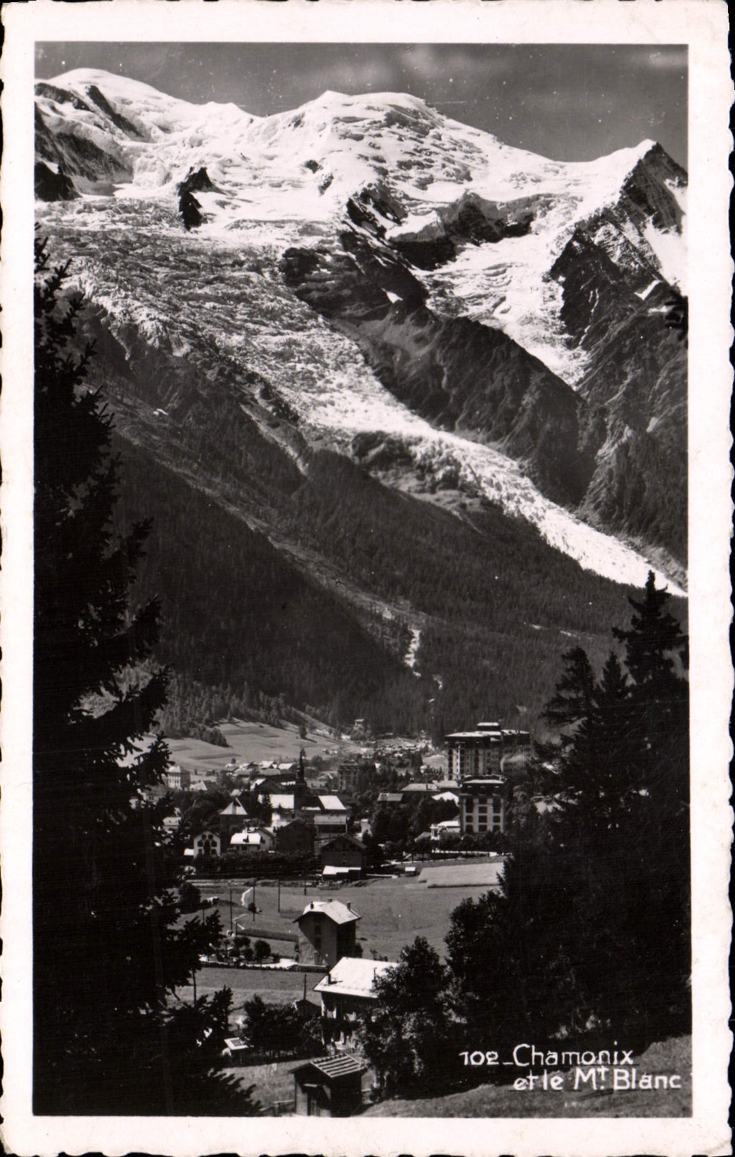 CPA Chamonix Et Le Mt Blanc