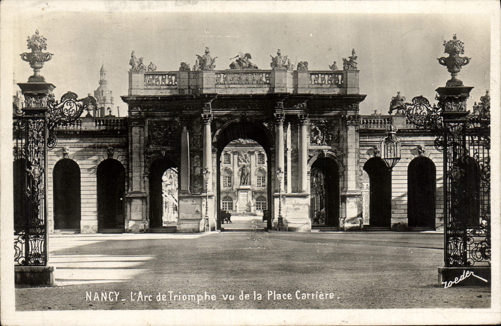 NANCY — L'Arc de Triomphe vu de la Place Carrée — Zoeder