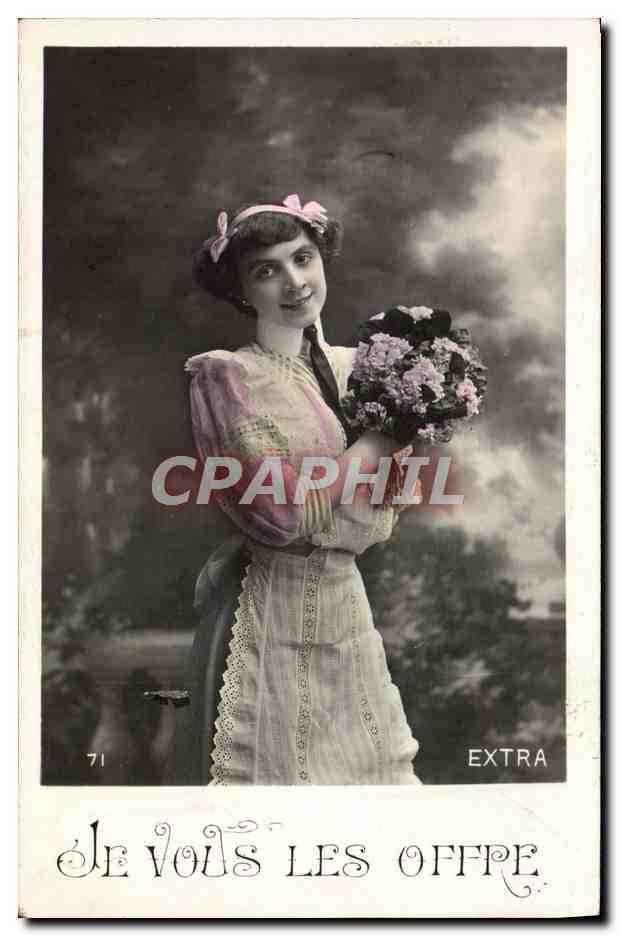 CPA Fantaisie Femme Fleurs Je Vous Les Offre
