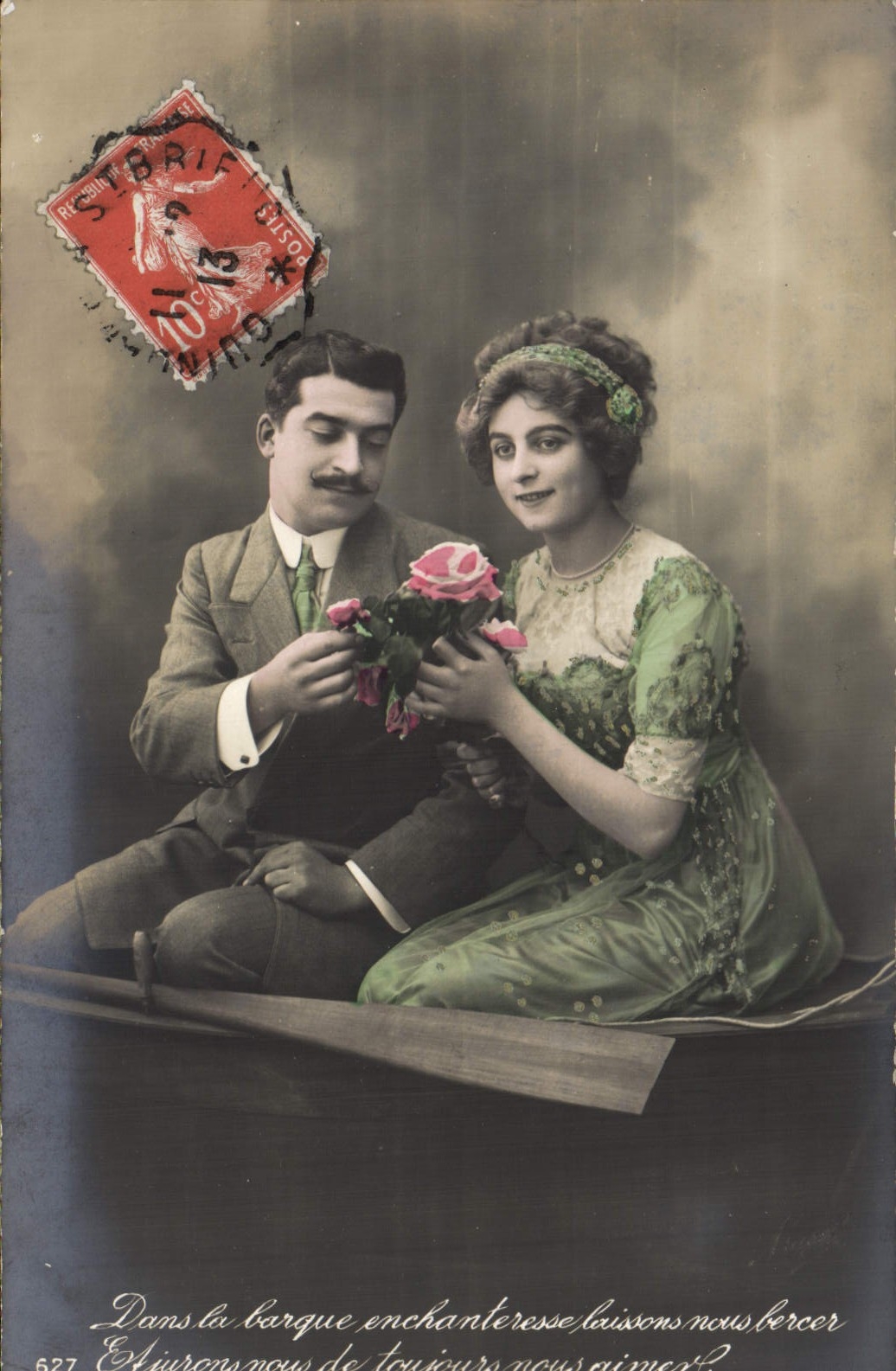 CPA Fantaisie Femme Homme Barque