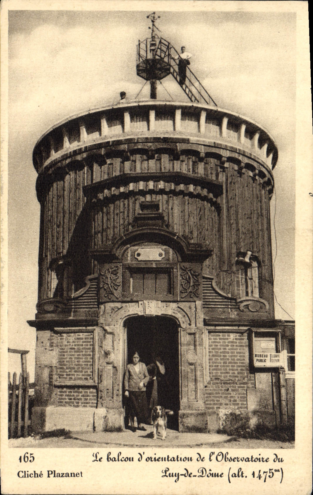 Le balcon d'orientation de l'Observatoire du Luy-de-Dôme (alt. 1475m) — Cliché Plazanet n°165