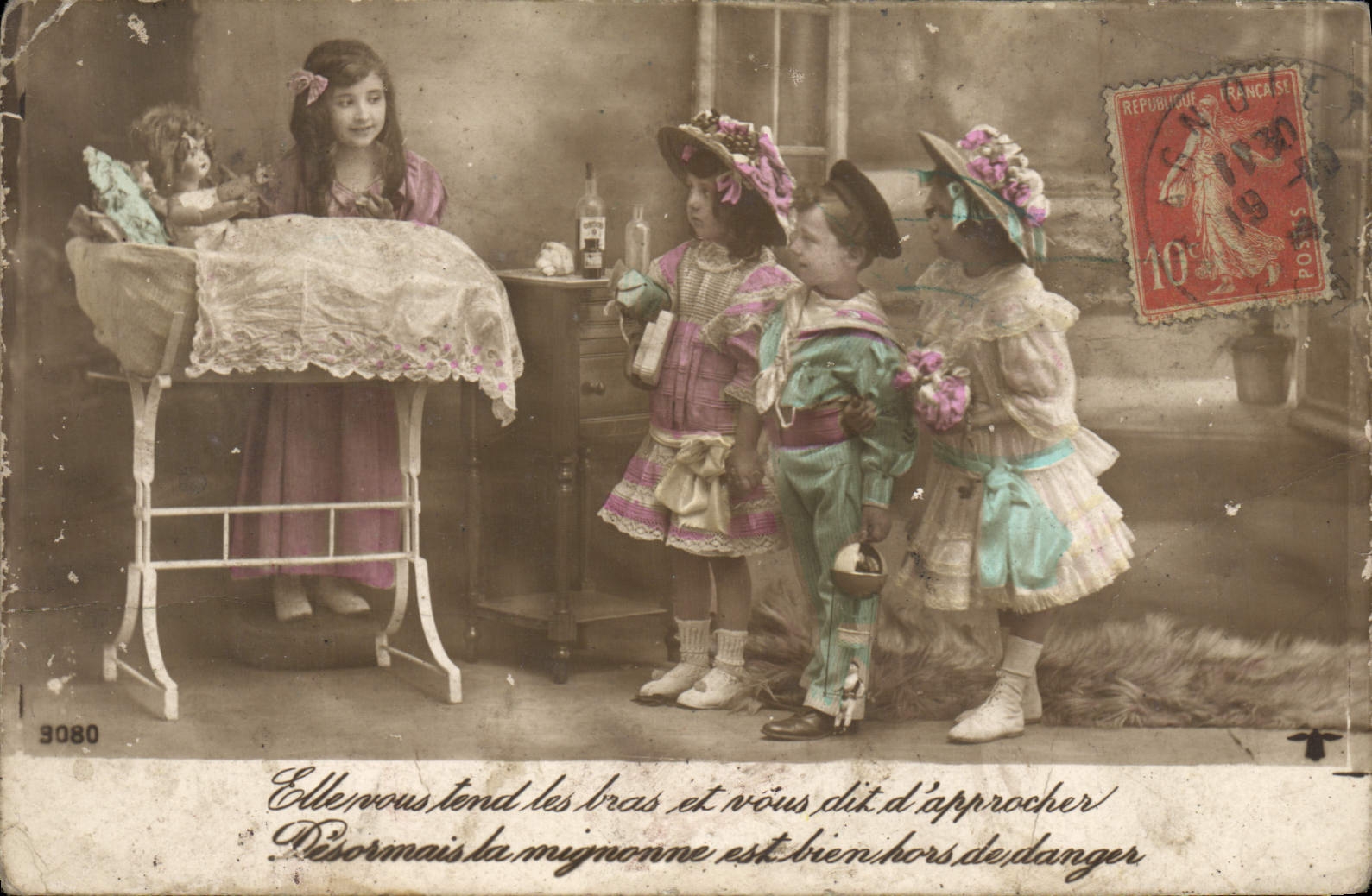 CPA Fantaisie Enfants Poupee