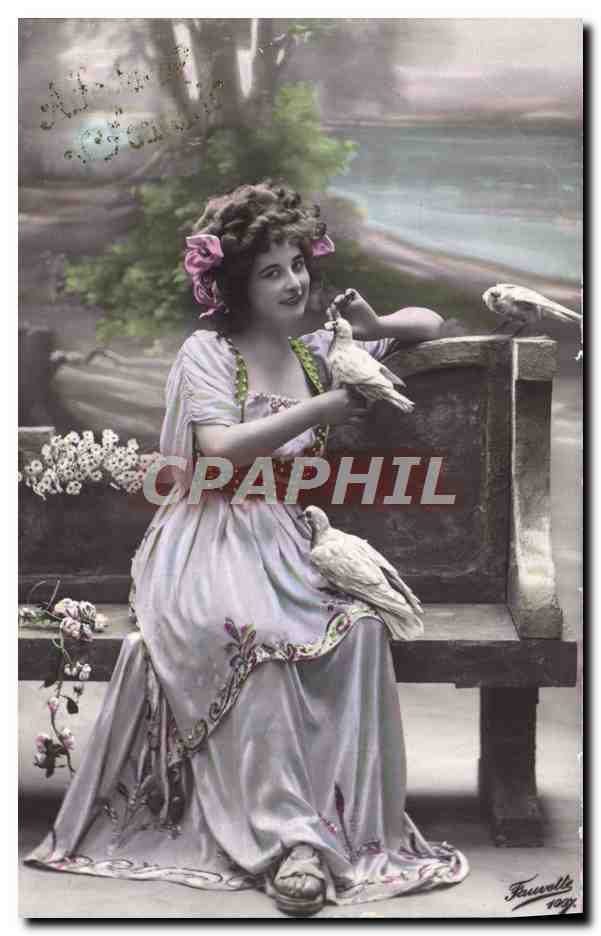 CPA Fantaisie Femme Colombes