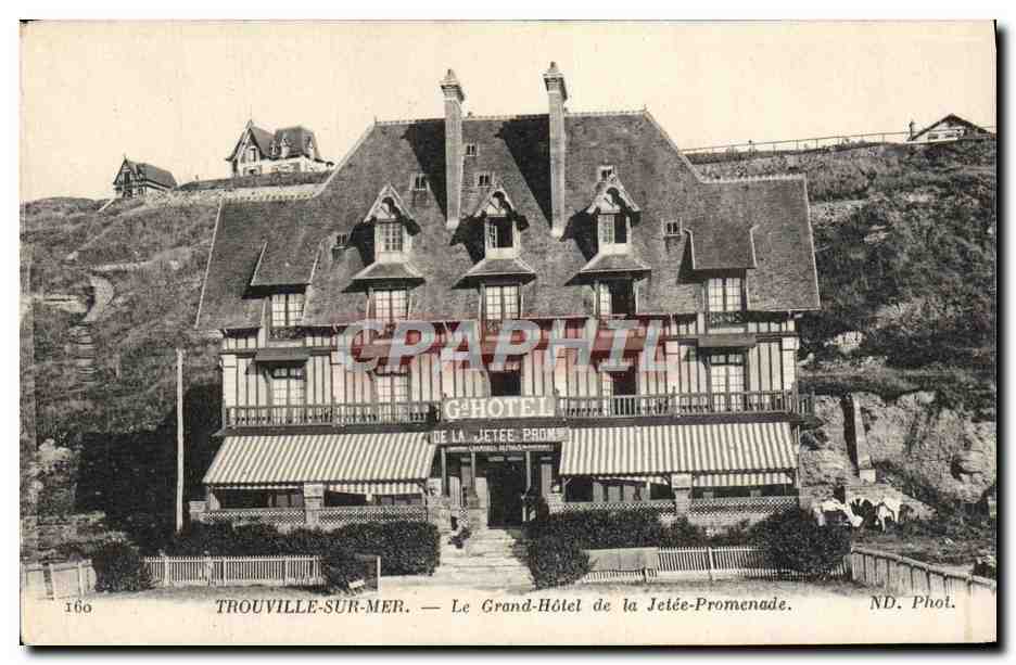CPA Trouville Sur Mer Le Grand Hotel De La Jetee Promenade