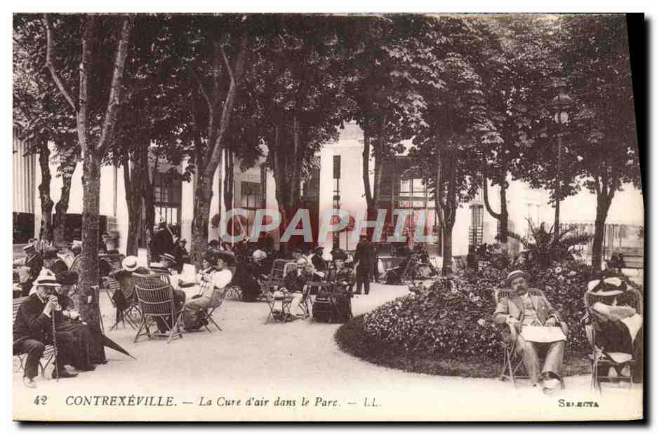 CPA Contrexeville La Cure D'air Dans Le Parc