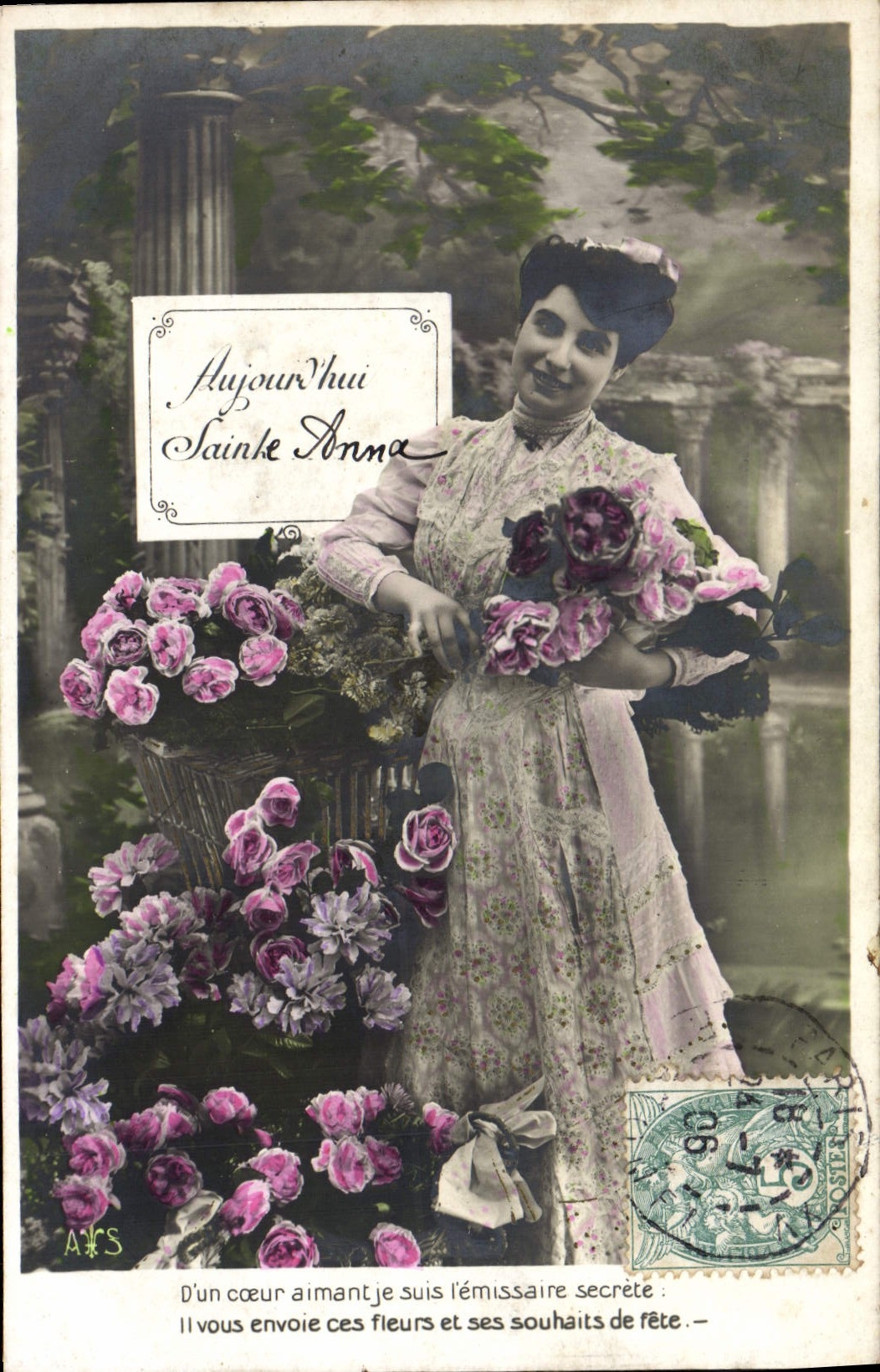 Femme avec bouquet de roses — Sainte Anna — A. V. S.