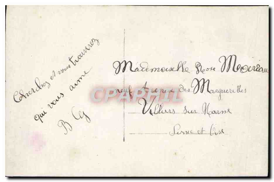 Jeune femme en robe bleue tenant un poisson et un bouquet — 1er AVRIL — éditeur ALLYS, n° 677 — Reverso