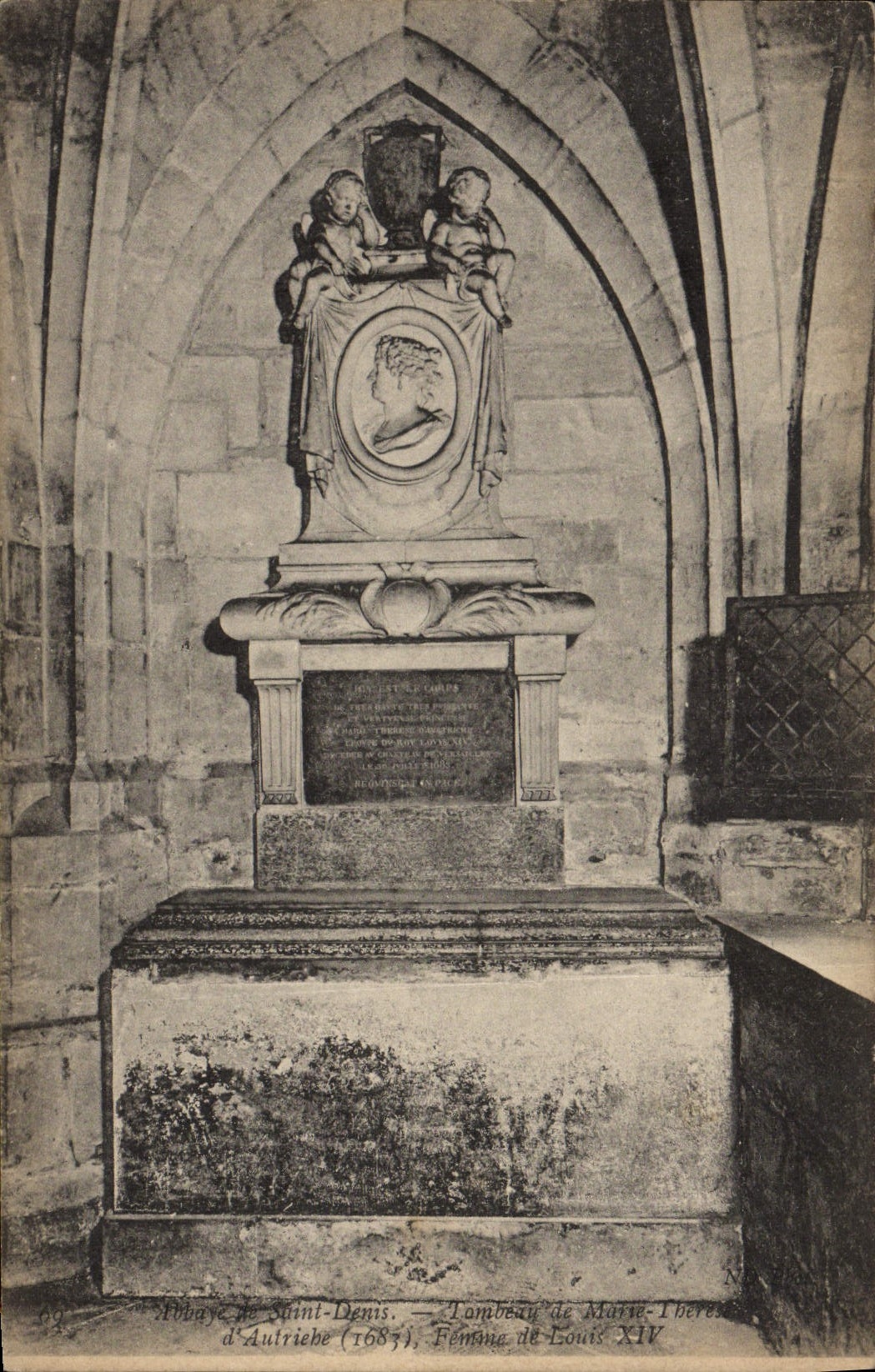 Abbaye de Saint-Denis — Tombeau de Marie-Thérèse d'Autriebe (1687) — Éditeur non identifié, n° 69