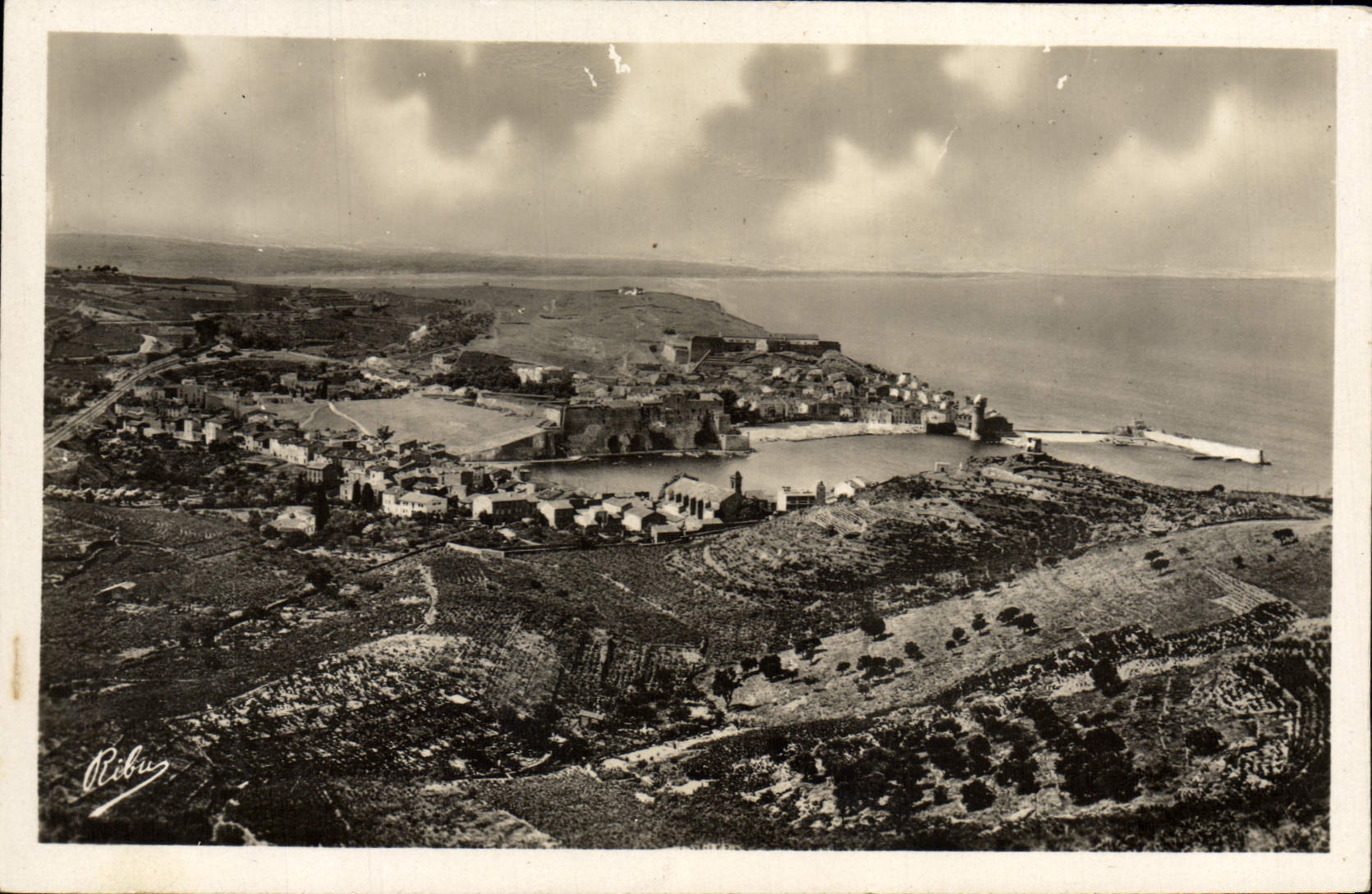 CPA Cote Vermeille Vue General de Collioure 