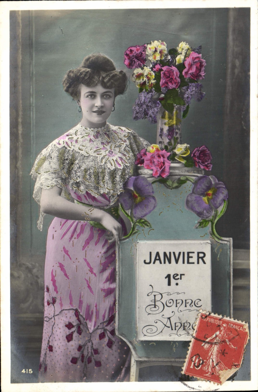 Donna in abito rosa — 1° gennaio — Buon Anno — editore depositato, n° 415