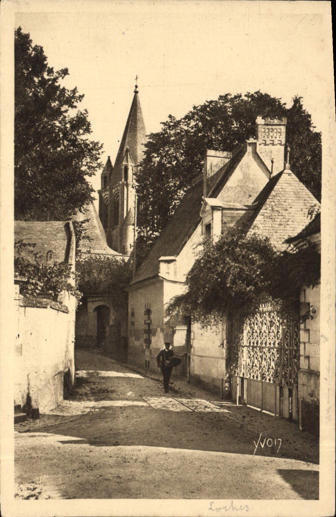 CPA Loches Un coin pittoresque