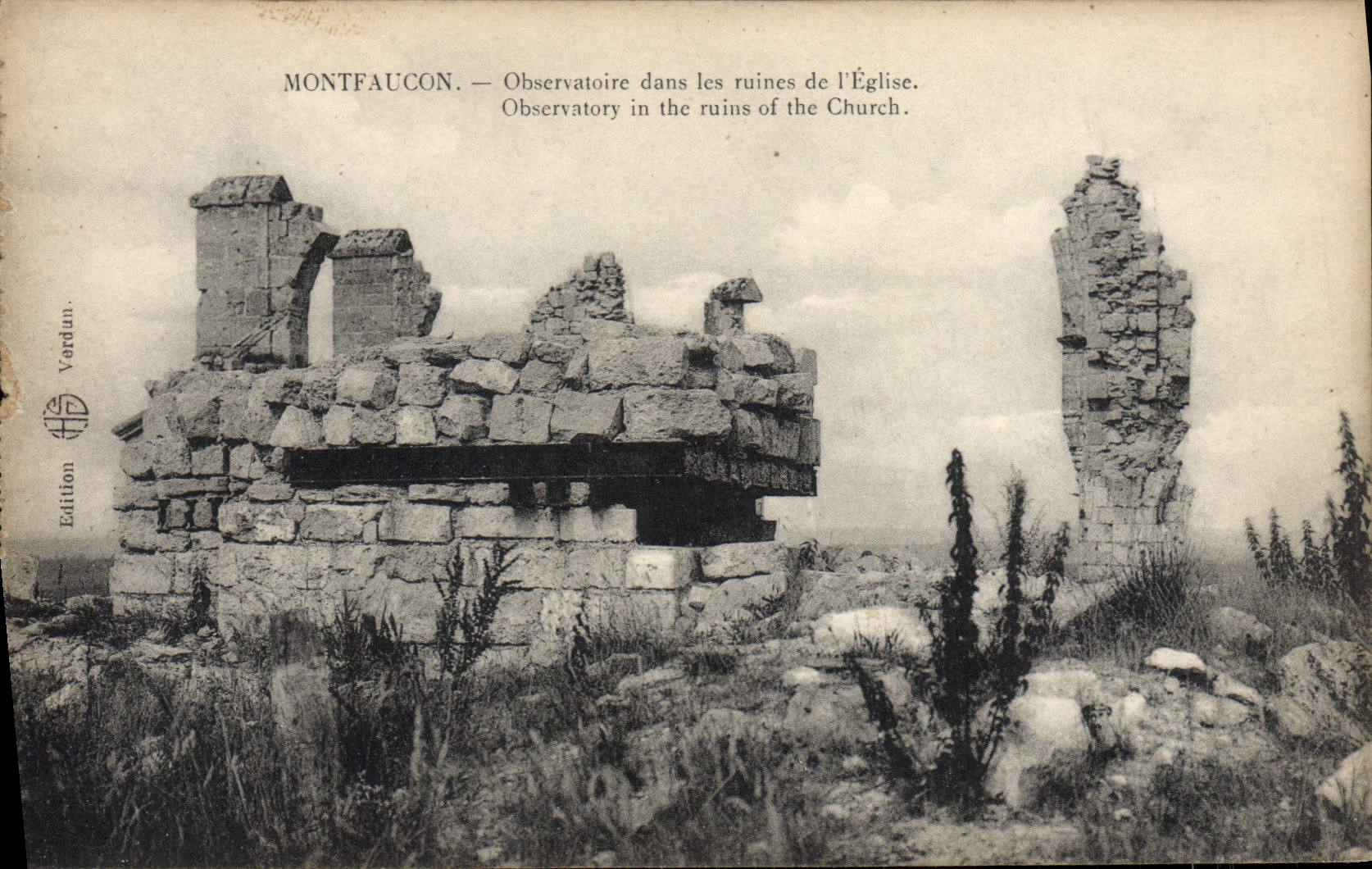 CPA Montfaucon Observatoire dans les ruines de l'Eglise 
