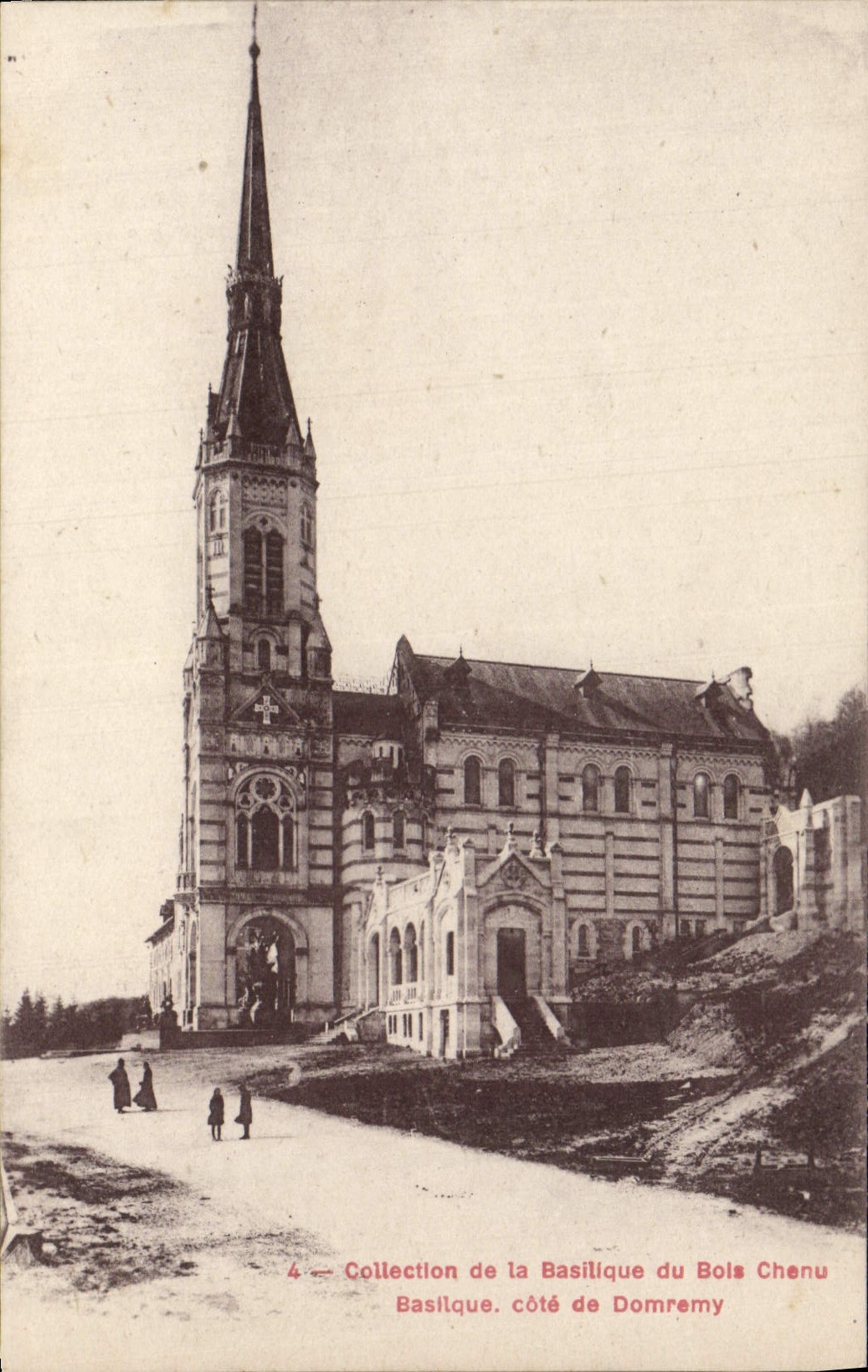 Basilika von Bois-Chenu — Blick von Domremy — Sammlung der Basilika von Bois-Chenu
