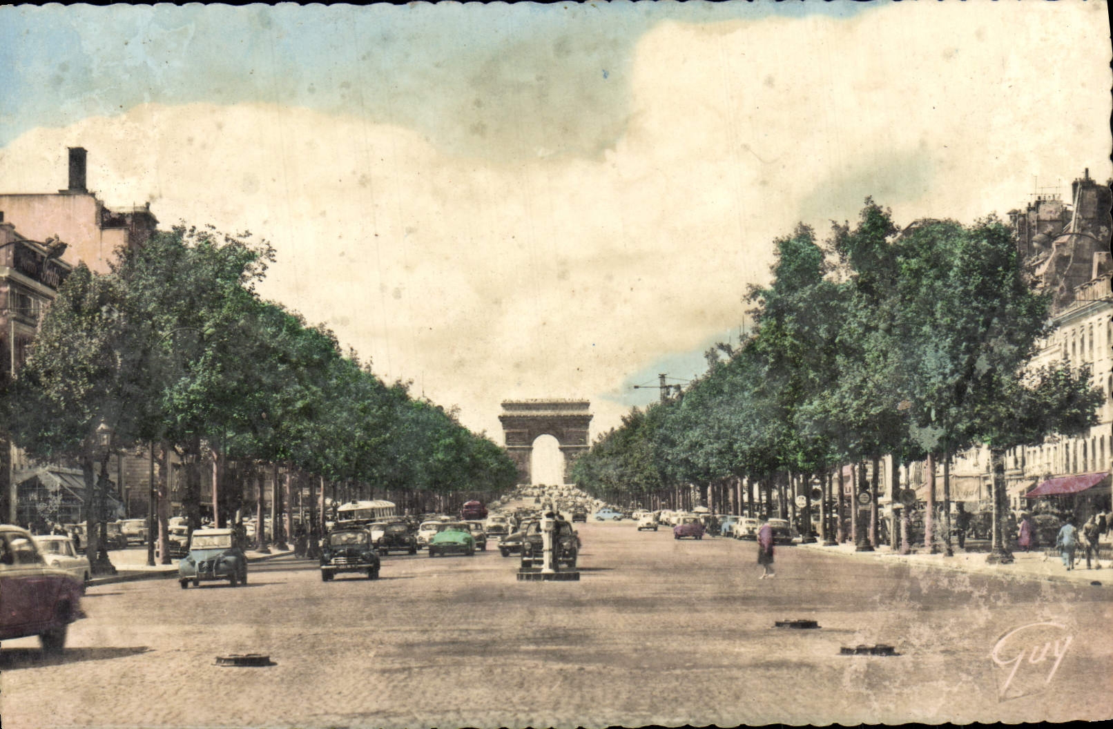 Champs-Élysées — Arc de Triomphe — Éditeur Guy, n°4631