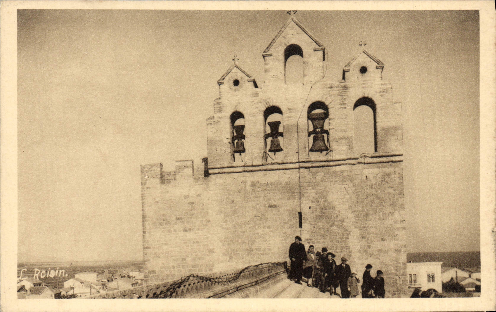 Les Saintes-Maries-de-la-Mer — Le Campanile — Éditeur C. Roisin