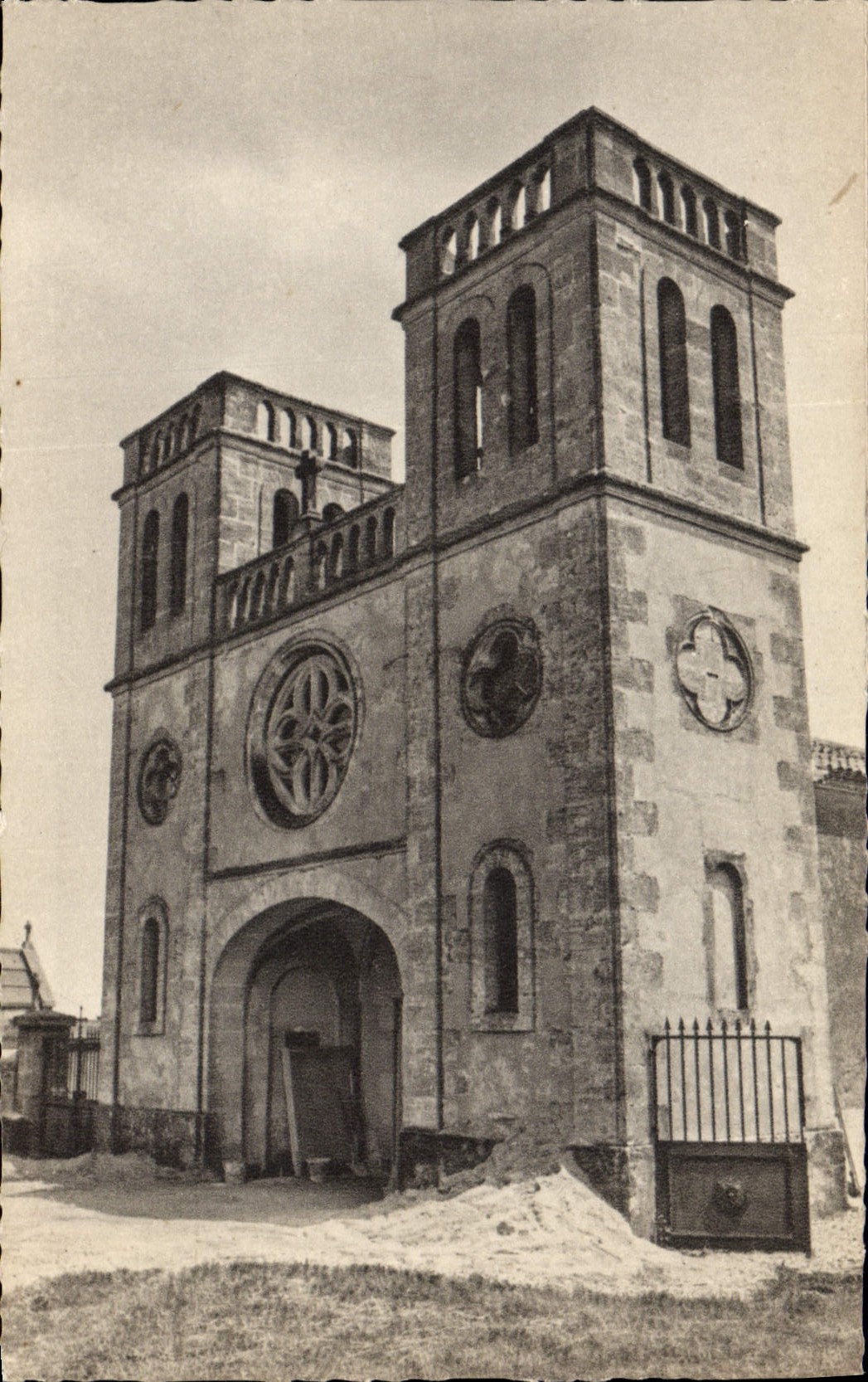 Notre-Dame de Verdelaïs — Église de Semens — Père d'Almeida, Bordeaux