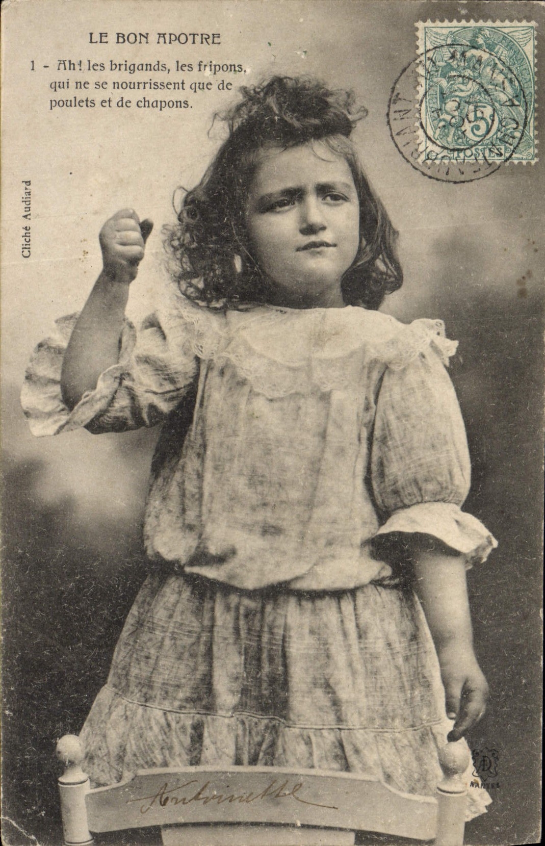 CPA Fantaisie Enfant le bon apotre